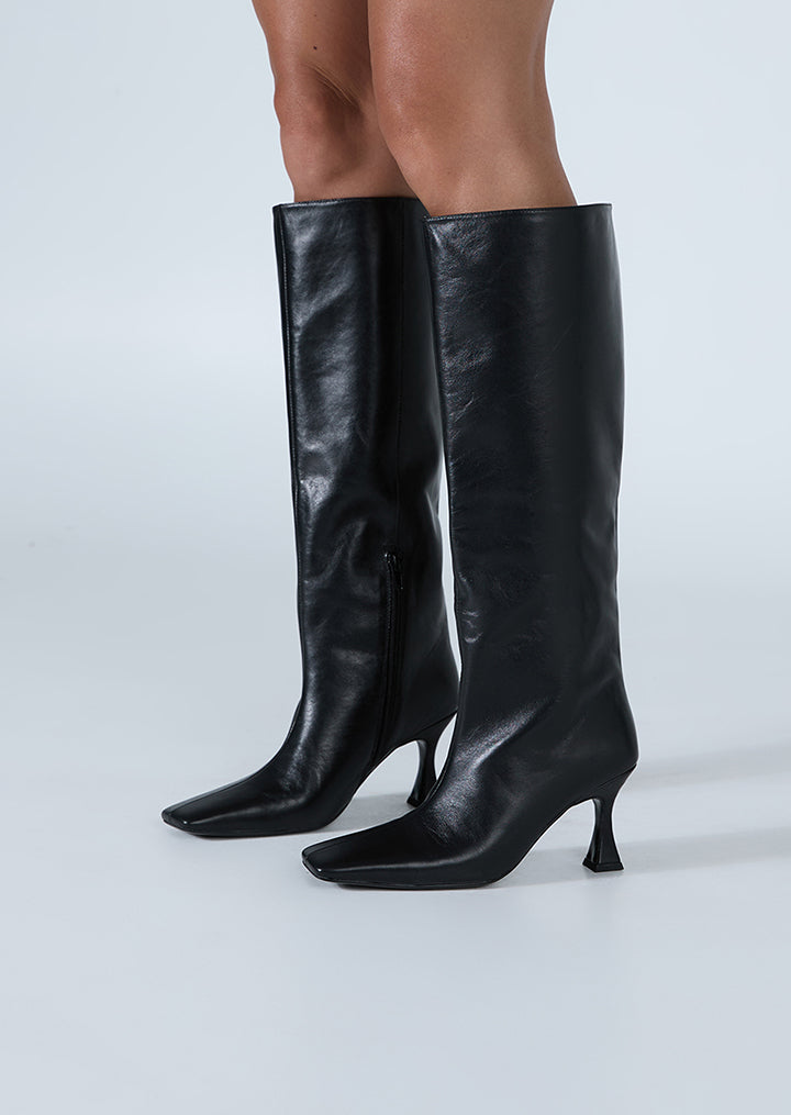 Fabulous Black Venice